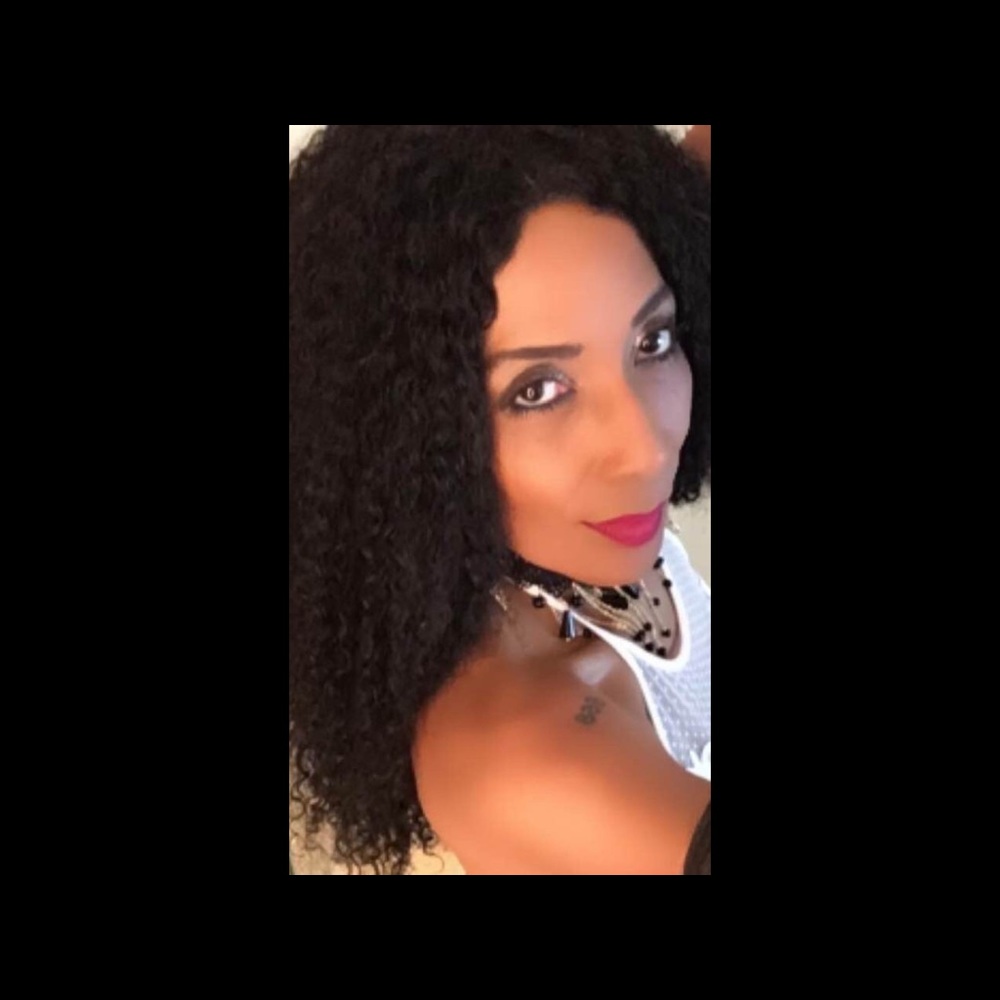 Meet your Posher, Georgiana